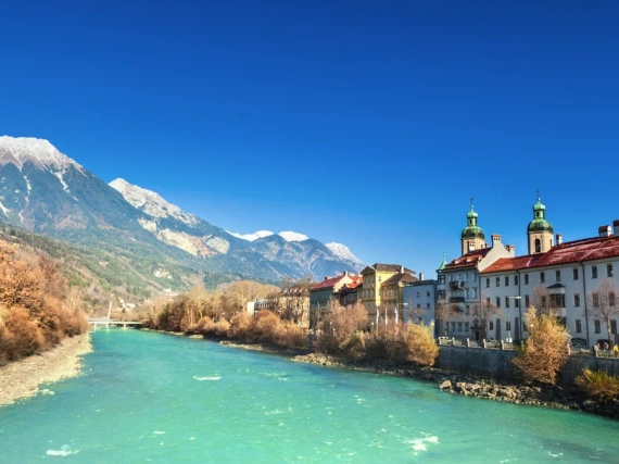 Innsbruck mit einer Escort Dame erleben: Luxus und Leidenschaft in einer der schönsten Städte Europas